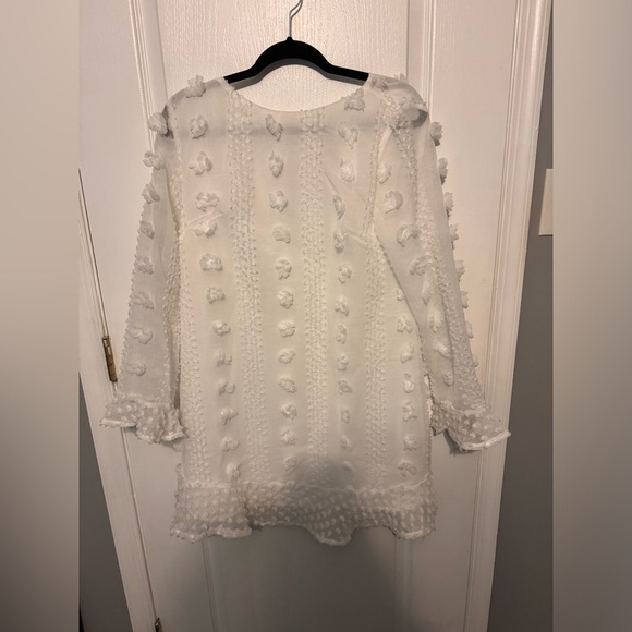 Whit dress - Picture 1 of 2